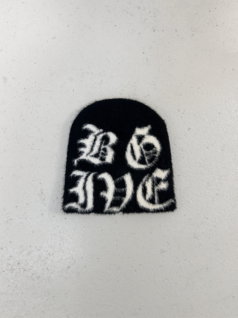 MOHAIR BEANIE